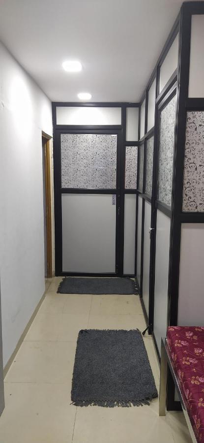 Shiv Sai Dormitory Vadodara Exterior photo